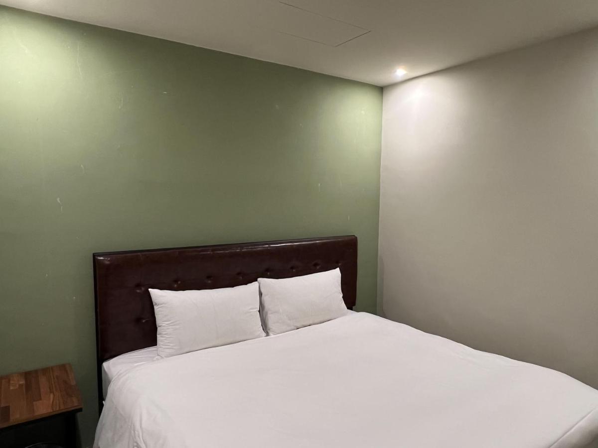Saint Hostel Pejkang Kültér fotó