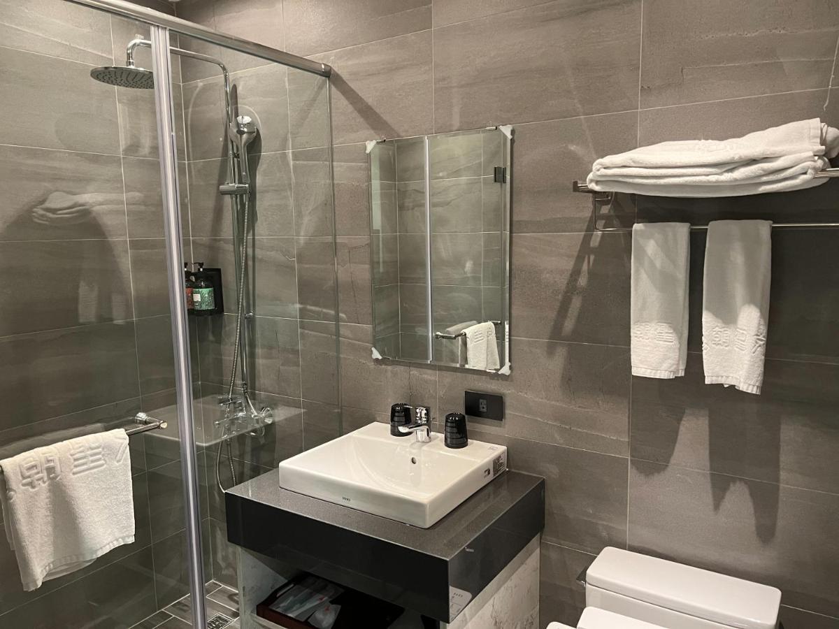 Saint Hostel Pejkang Kültér fotó